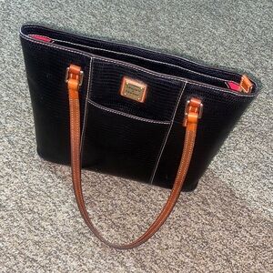 Dooney & Bourke 1975  Black Tote with Brown Straps